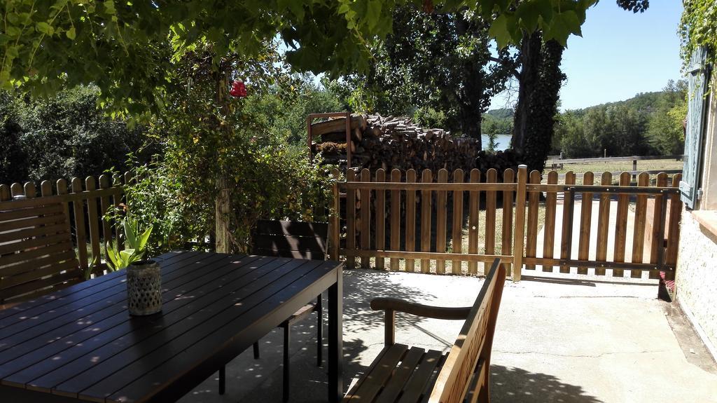 Gite Au Lac Du Gouyre Puygaillard-de-Quercy Экстерьер фото